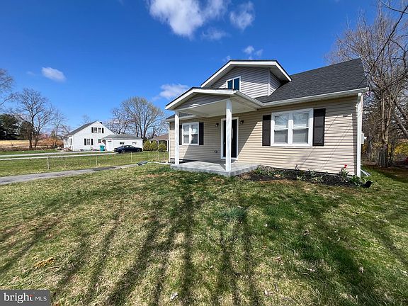 2nd image of 17532 Cedar Lawn Dr