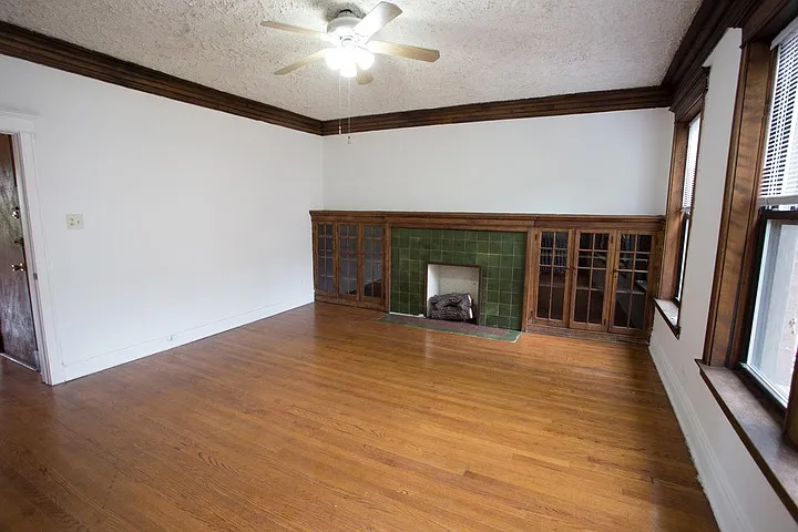Greenwood 5201 — Photo 20