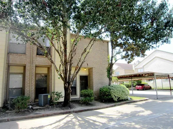 8299 Cambridge St APT 403, Houston, TX 77054