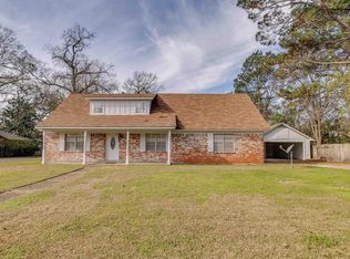 10 Rosewood Dr, Monroe, LA 71203