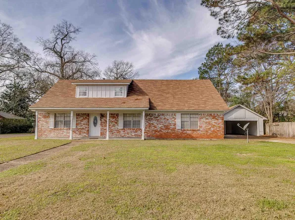 10 Rosewood Dr, Monroe, LA 71203