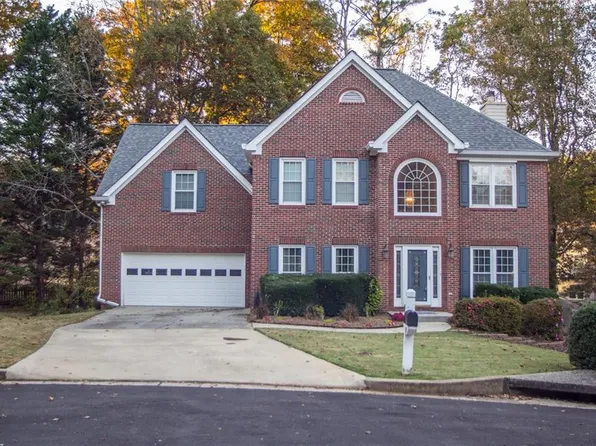 1451 Mount Water Ct, Lawrenceville, GA 30043