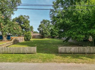 5011 Railroad St, Gulfport, MS 39507