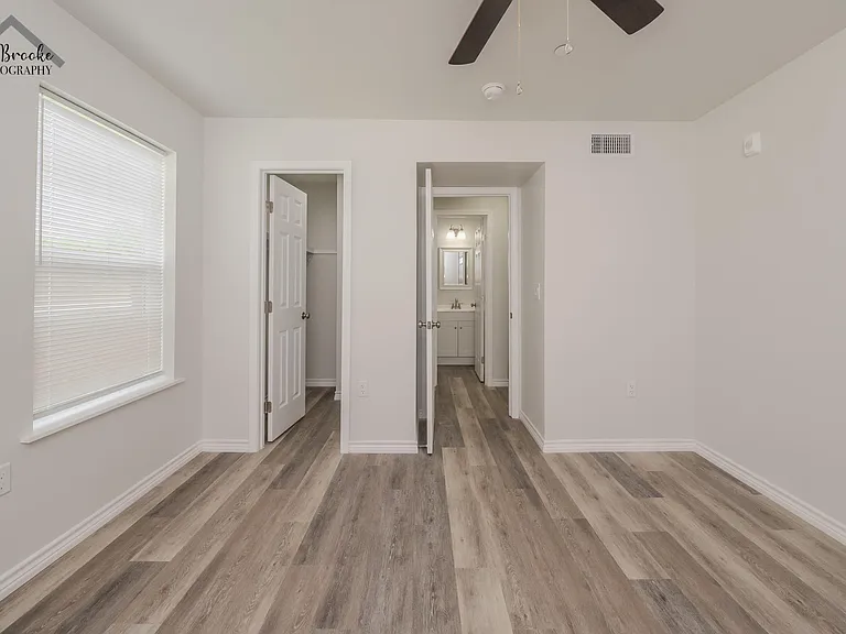 1509 Trigg Ln — Photo 10