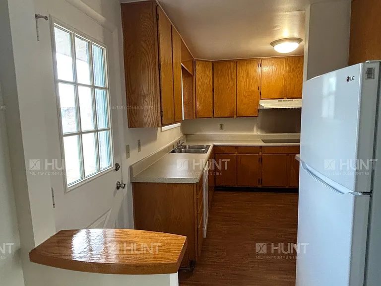 213 Cobia Dr — Photo 4