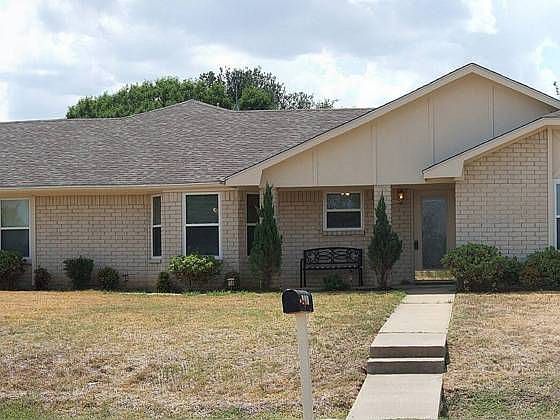1st image of 601 Ferguson Dr