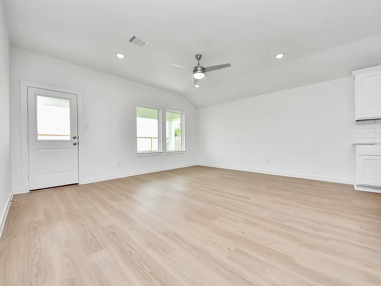 1238 Sandy Shore Ln — Photo 30