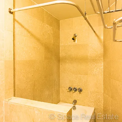 Rented by Space Real Estate | media 29