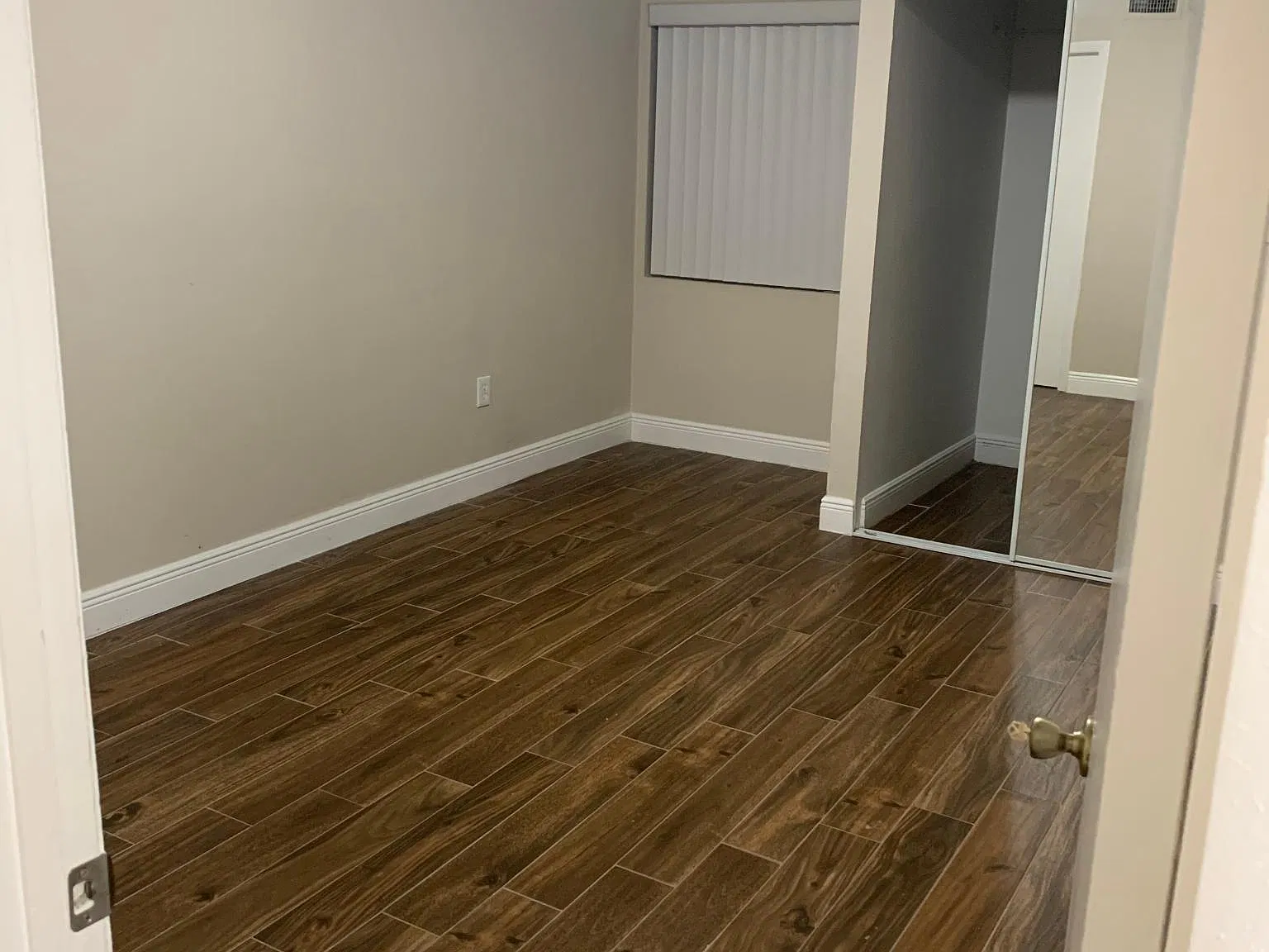 881 SW 113th Way — Photo 4