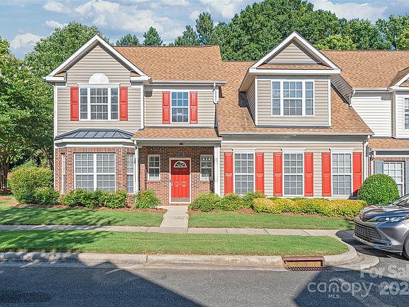 2nd image of 10119 Oxford Landing Ln