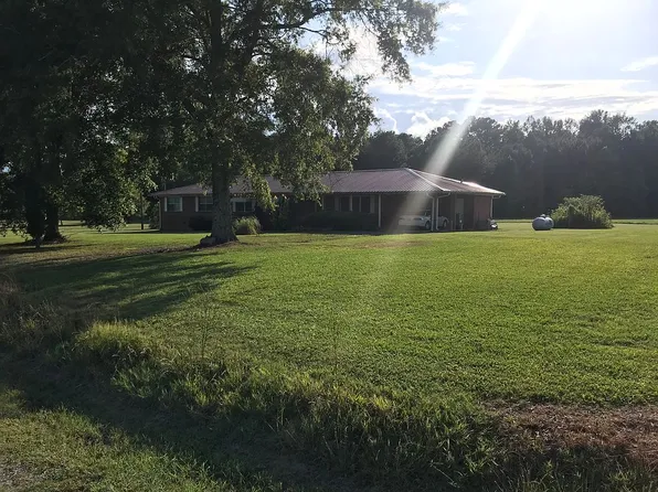 515 County Road 636, Cedar Bluff, AL 35959