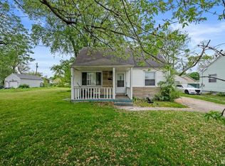 721 S Wellington St, South Bend, IN 46619