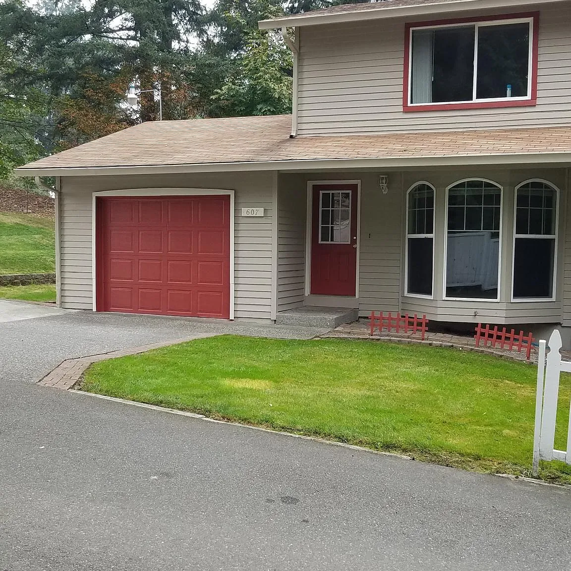 2 bed, 1.5 bath, 1100 sqft, $1,850 — Photo 2