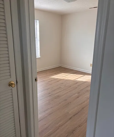 509 Oakwood Ave #9 — Photo 4
