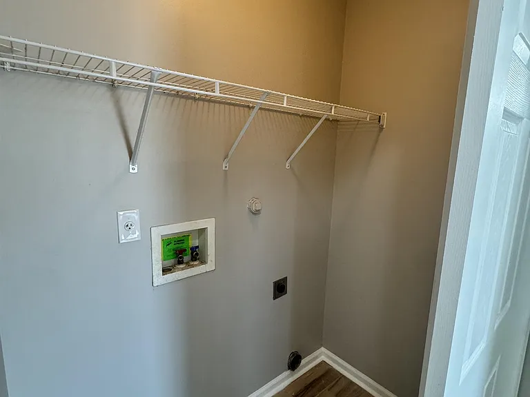 1237 Travers Ln — Photo 13
