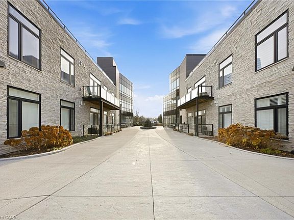 4th image of 85 Morrell St #102A