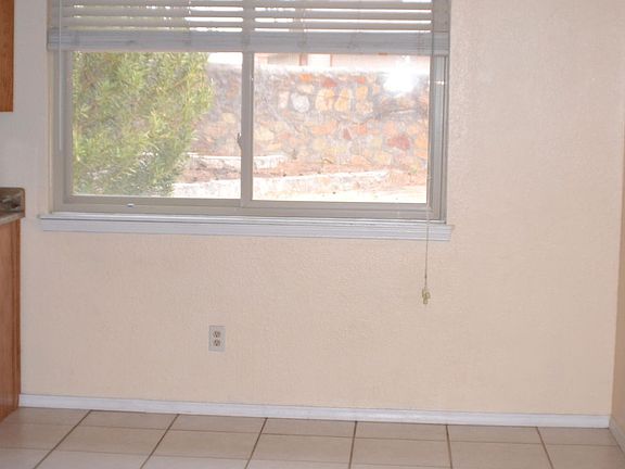 5th image of 4405 Loma De Brisas Dr