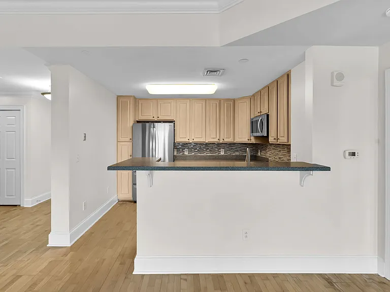 510 Glenwood Ave #510 — Photo 31