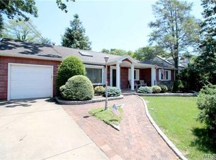 10 Talmadge Dr, Baldwin, NY 11510