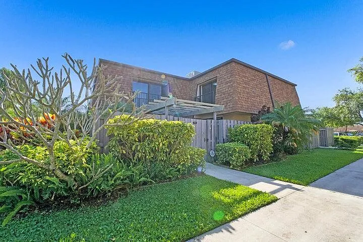 3134 SW 20th Ter #1