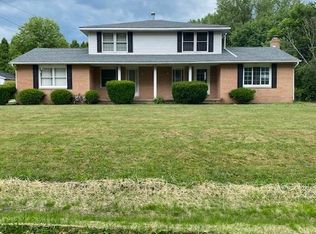 2819 Sweitzer Rd, Uniontown, OH 44685