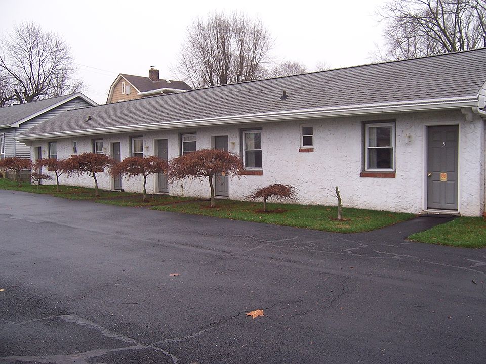 2nd image of 737 E Butler Ave