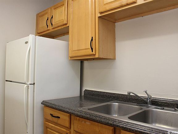 4th image of 3506 NW 21st St