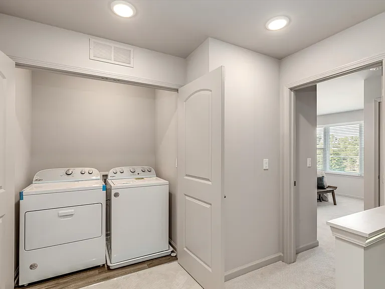 3032 Hydrangea Ln — Photo 18