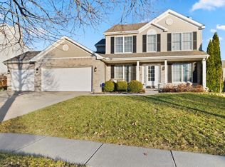 1501 Broad Creek Rd, Bloomington, IL 61704