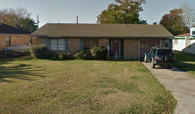 1st image of 2621 Oleander Ln