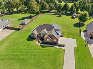 2408 Marylane Dr, Rogers, AR 72756