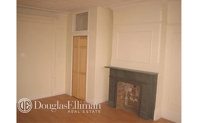 Rented by Douglas Elliman | media 14