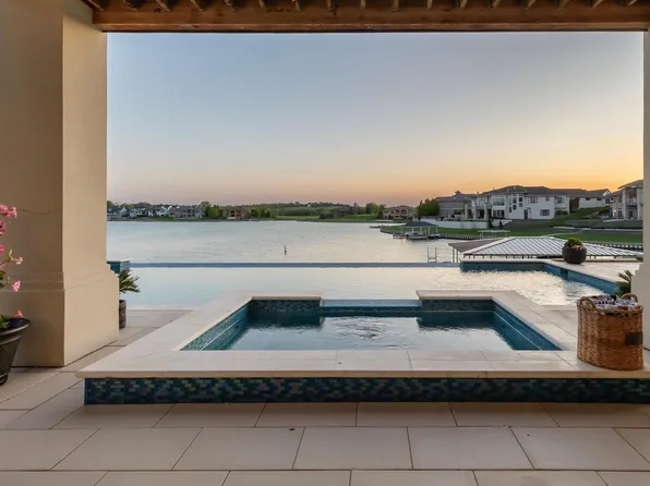 12504 N 177th Cir, Bennington, NE 68007