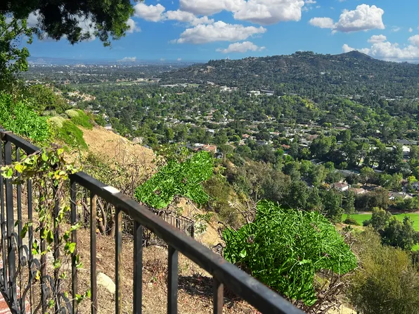 5421 Godbey Dr, La Canada Flintridge, CA 91011