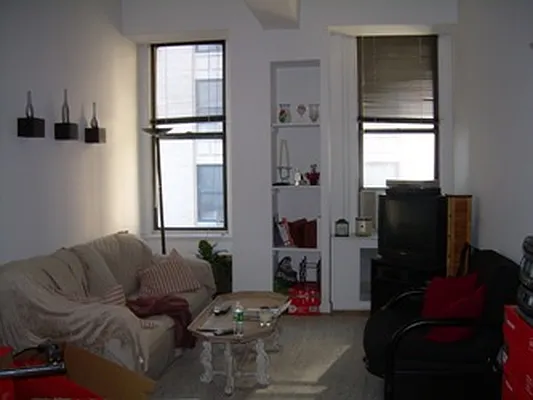 Rented by City Connections Realty | media 9