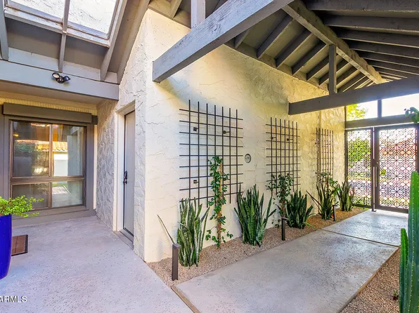 5822 N Scottsdale Rd, Paradise Valley, AZ 85253