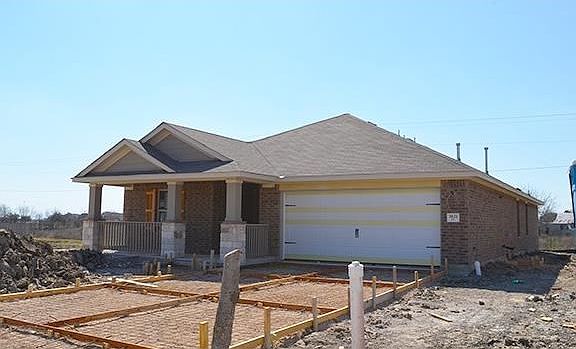 1st image of 3621 Wetland Dr