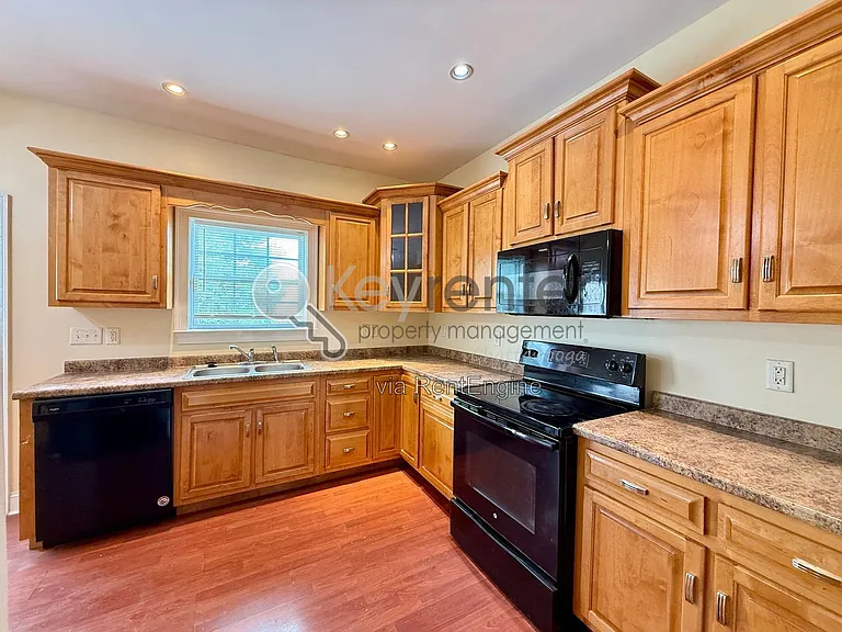 7005 Tyner Rd — Photo 7