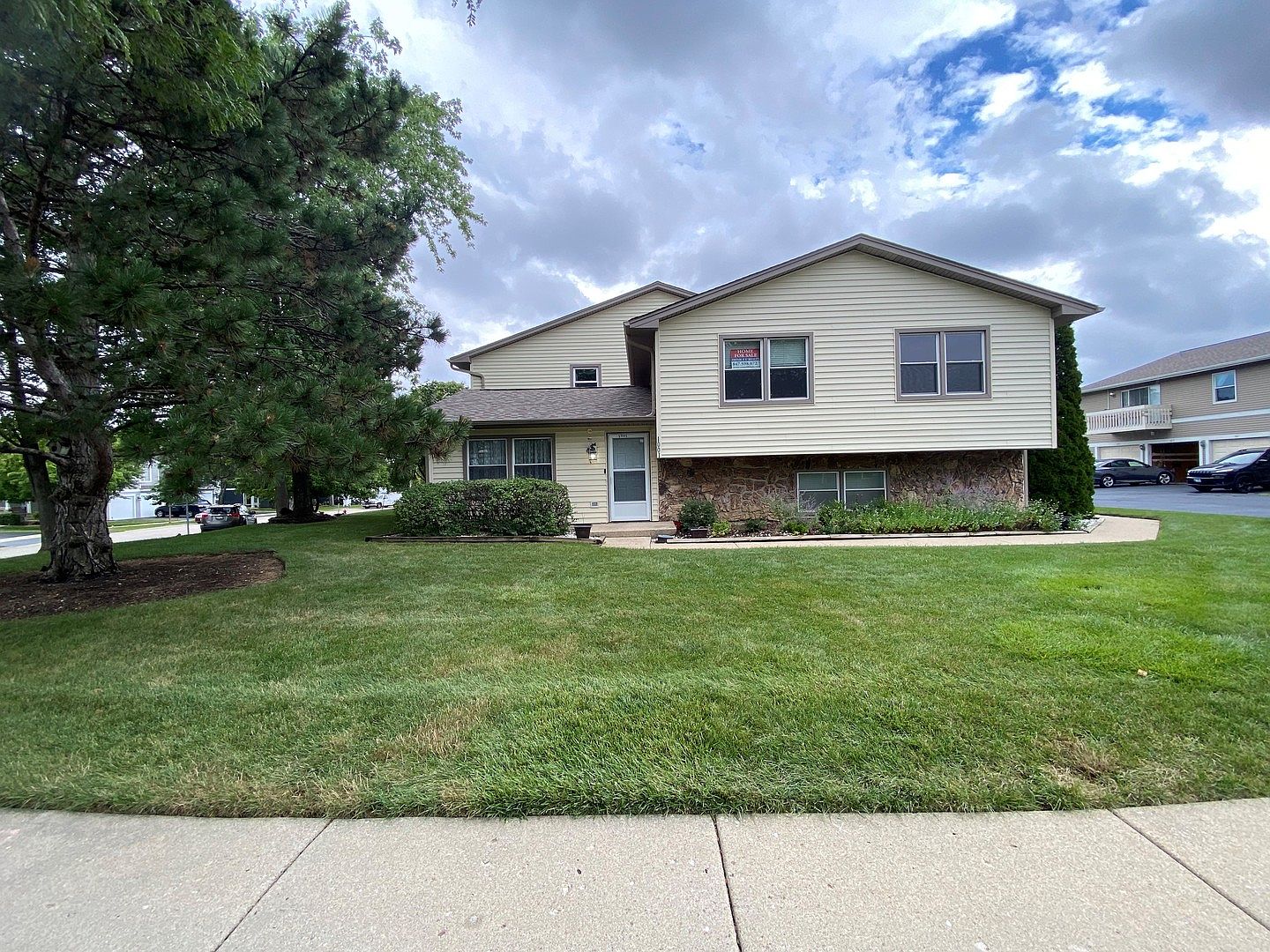 1001 Summit Dr, Schaumburg, IL 60193 Zillow