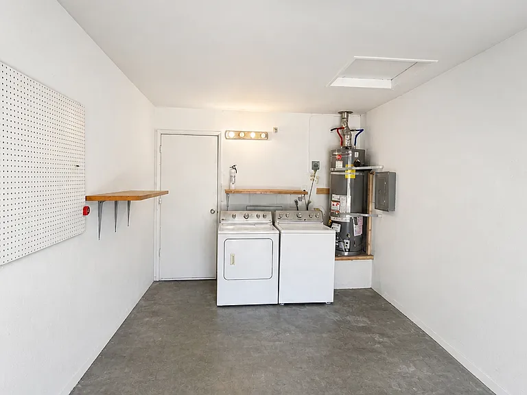 5836 Palm Ave — Photo 11