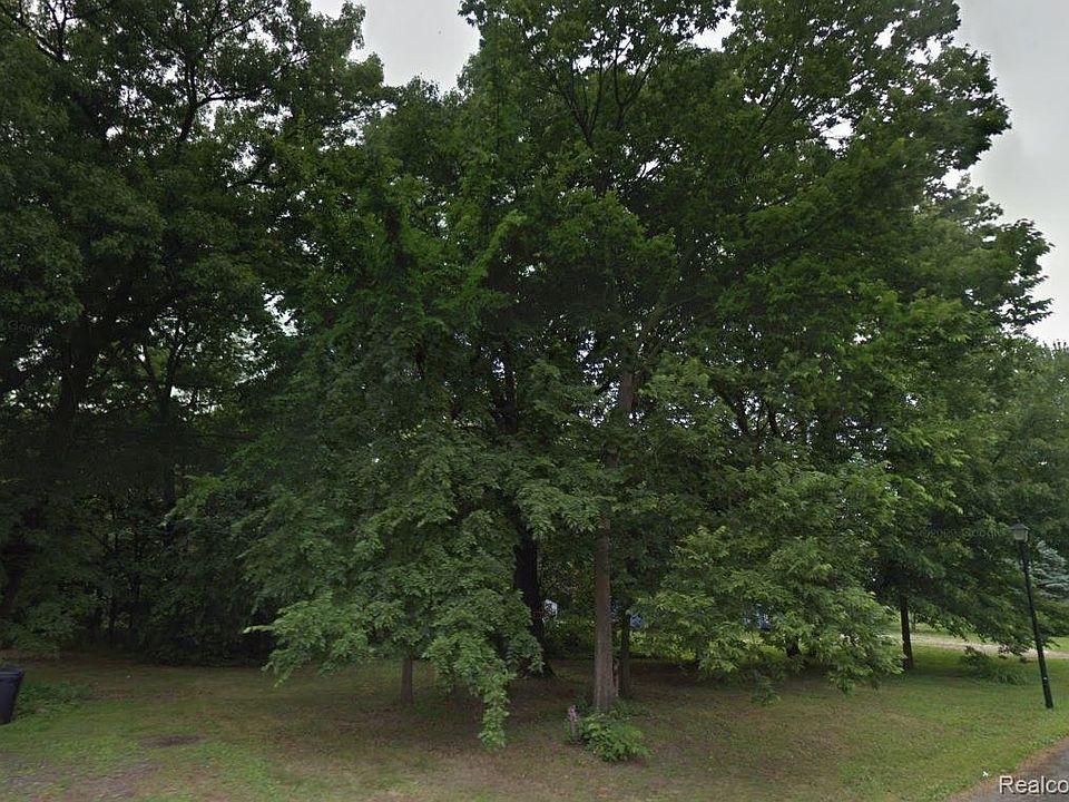 1st image of 262 Kansas Ave