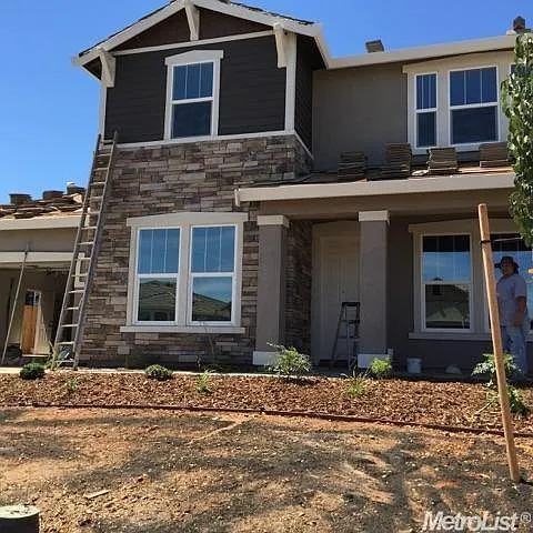 4082 Pingree Lake Way photo 1