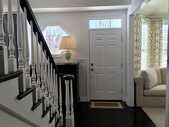 4th image of 540 Stockbridge Ct