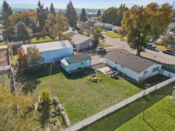 514 N Moore Rd, Spokane Valley, WA 99037