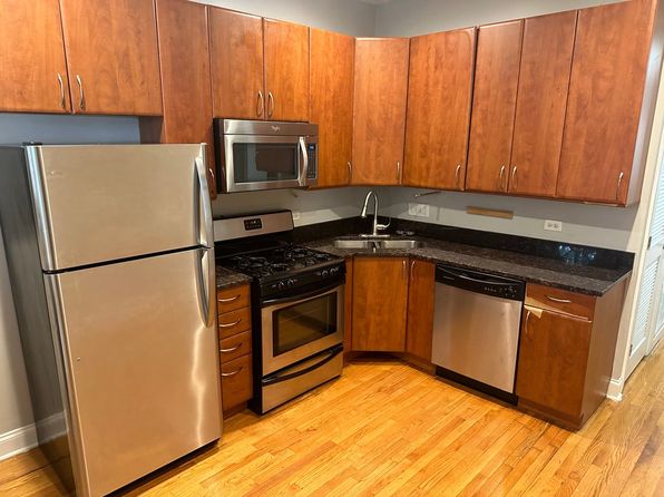 3641 W Leland Ave APT 2