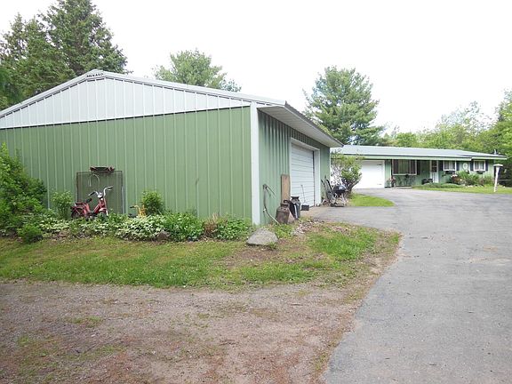 5th image of N5060 Hay Meadow Dr