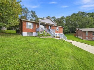 2598 Lake Ct, Villa Hills, KY 41017