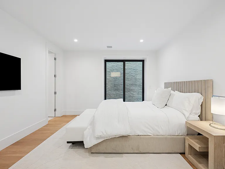 40 Oceanview Dr — Photo 21