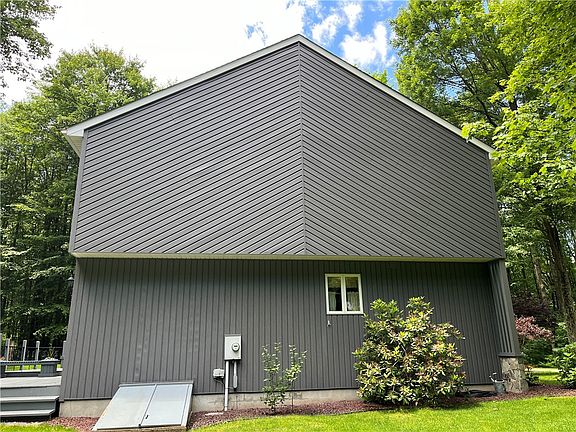 5th image of 5842 Graffius Ave