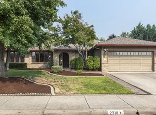 2318 Stonebrook Dr, Medford, OR 97504